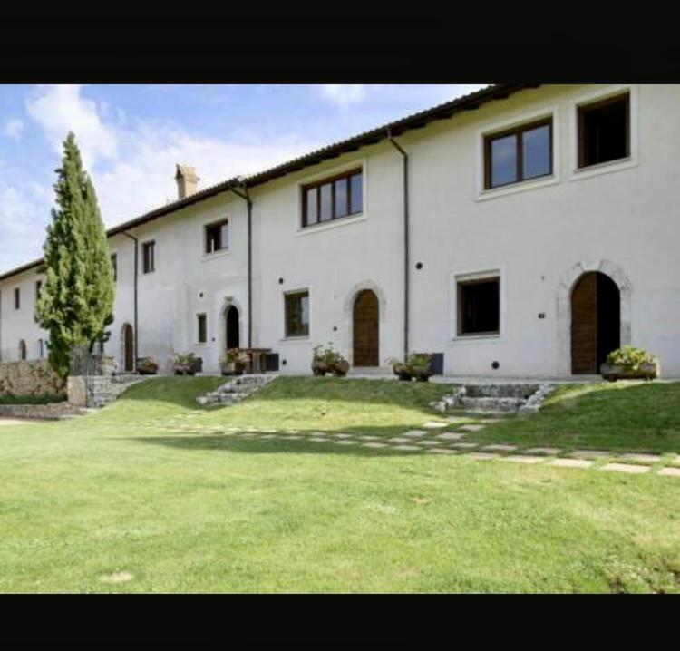 Appartamenti Il Capomandro SantʼAnatolia Extérieur photo